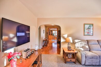 12 Englehart Dr, Schenectady, NY 12302 - photo 4