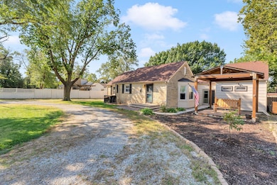 21 N Beech Rd, Wichita, KS 67206 - photo 3