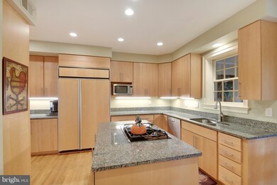 9480 Turnberry Dr, Potomac, MD 20854 - photo 7