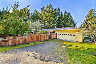 2099 Fickle Hill Rd, Arcata, CA 95521 - photo 3