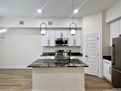 110 Webb unit 101, San Antonio, TX 78223 - photo 3