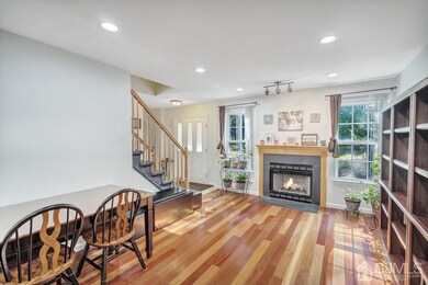 274 Vasser Dr unit 274, Piscataway, NJ 08854 - photo 6