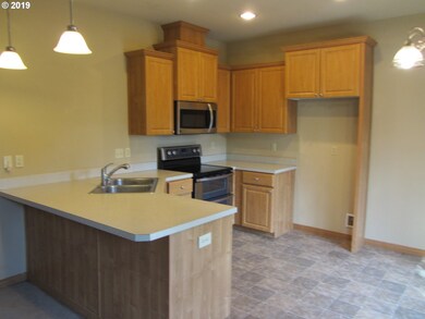13907 NE 64th Cir, Vancouver, WA 98682 - photo 3