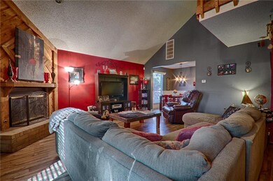 821 Lapwing Rd, Edmond, OK 73003 - photo 4