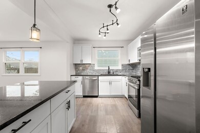 1145 N Glenwood Ave, Griffith, IN 46319 - photo 7