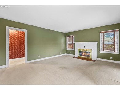 225 SE 2nd St, Gresham, OR 97080 - photo 5