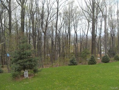 107 Mountain Park Rd unit 115, Allentown, PA 18103 - photo 3