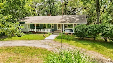 1211 N 1800 Rd, Lawrence, KS 66049 - photo 2