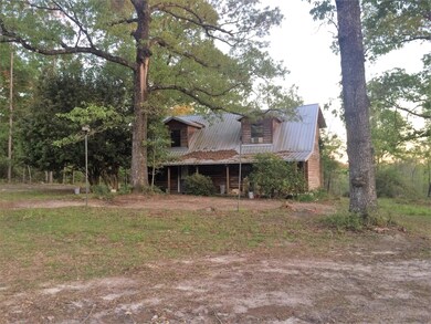 916 W Mchenry Rd, Mc Henry, MS 39561 - photo 2