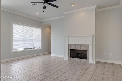 4-web-or-mls-1321 Dulles St-4