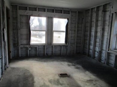 242 Darling Rd, Hudson, ME 04449 - photo 5