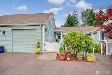 22014 SE 40th Ln unit 2130, Issaquah, WA 98029 - photo 2