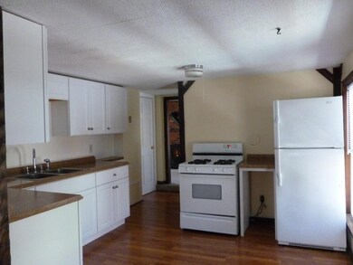 39 Granite St unit 2, Nashua, NH 03064 - photo 3