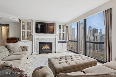 The Elm at Clark unit 3301-10, Chicago, IL 60610 - photo 4