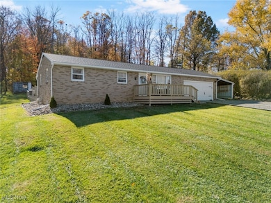 4230 Cloverhill St SW, Canton, OH 44706 - photo 2