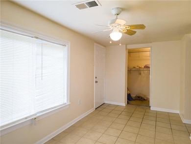 4821 Francis Dr, New Orleans, LA 70126 - photo 2