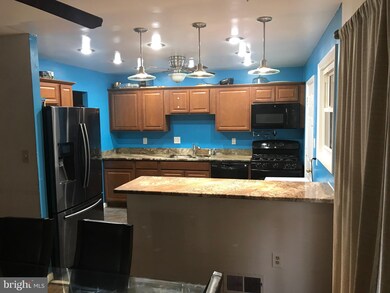 6612 Calmos St, Capitol Heights, MD 20743 - photo 2