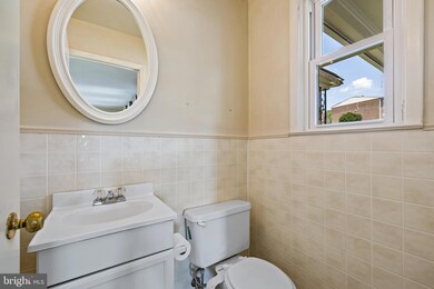 1307 Knightswood Rd, Baltimore, MD 21239 - photo 6