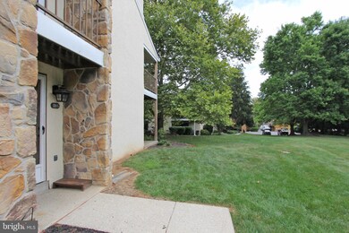 185 Valley Stream Cir unit 185H, Chesterbrook, PA 19087 - photo 2