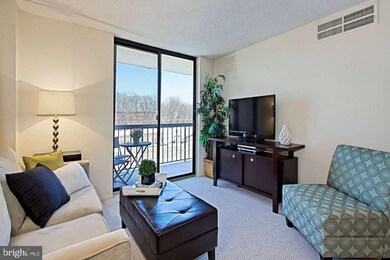 The Brittany unit 930, Arlington, VA 22204 - photo 2