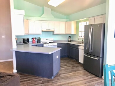 102 Meadow Cir, Bloomfield, NM 87413 - photo 6