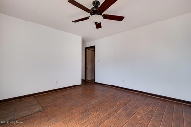 Quaint Oldham County Ranch