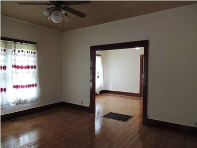 Entry to Dining Room