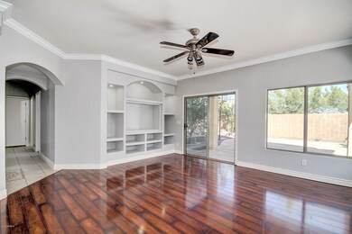 Colonial Dr (15)