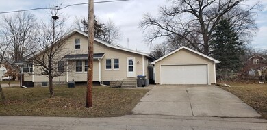 1025 Cedar St, Elkhart, IN 46514 - photo 5