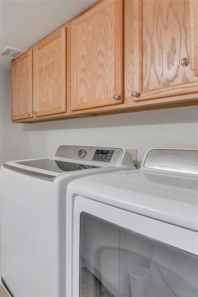 1264 Villa Ln unit D, Charlottesville, VA 22903 - photo 6