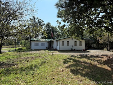 319 Lake Dr, Eufaula, OK 74432 - photo 3