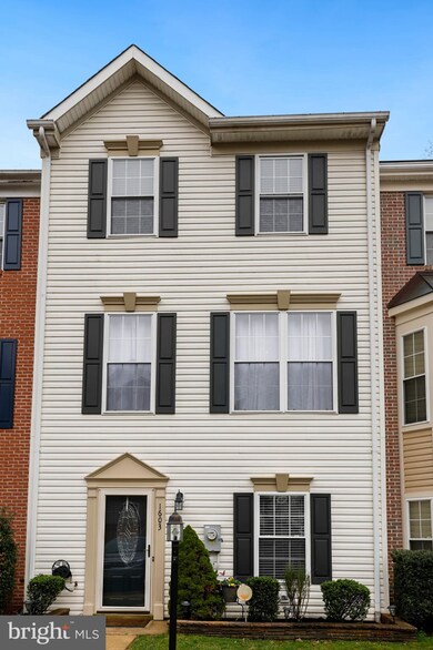 1603 Horsedrawn Ct, Severn, MD 21144 - photo 2