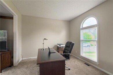 5102 Aminda St, Shawnee, KS 66226 - photo 6