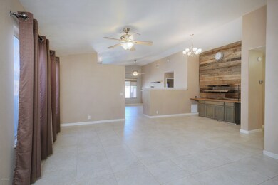 1312EBinnerDr004