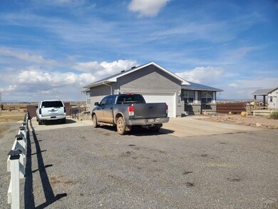 1129 N Calico Rock Ln, Pueblo, CO 81007 - photo 2