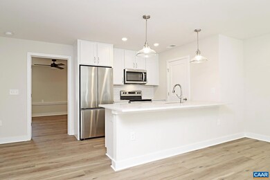 5065 Mary Jackson Ct unit B, Lake Monticello, VA 22902 - photo 4