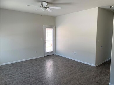 2409 N Hickory St, Sherman, TX 75092 - photo 2