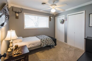 1504 Laura Ln unit CS, College Station, TX 77840 - photo 6