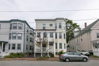 77 Vesper St Portland ME 04101-large-002