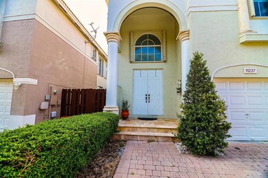 11237 NW 46th Ln, Doral, FL 33178 - photo 2