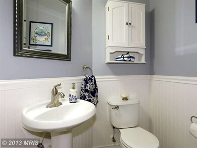 9313 Maxwell Ct, Laurel, MD 20723 - photo 5