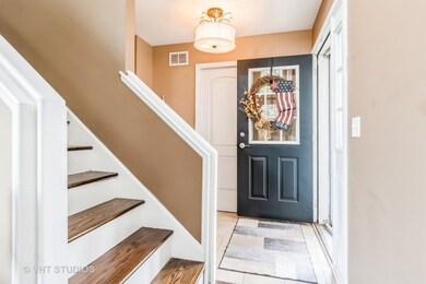 3955 Garnette Ct, Naperville, IL 60564 - photo 3