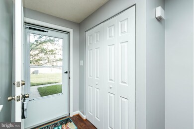 5986 Rowanberry Dr, Elkridge, MD 21075 - photo 3