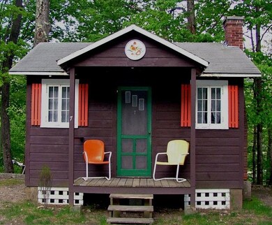 363 Daniel Webster Hwy, North Woodstock, NH 03262 - photo 3