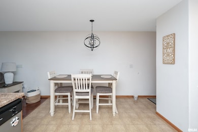 1729 Jenna Dr, Davenport, IA 52804 - photo 7