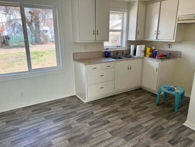 4649 Cannon Ave, Klamath Falls, OR 97603 - photo 2