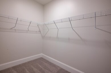 67 Wilderness Dr unit The Cub, Nashua, NH 03062 - photo 5