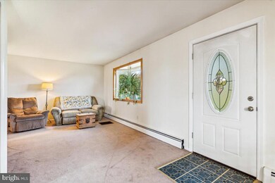 675 Cornett Rd, Sykesville, MD 21784 - photo 4