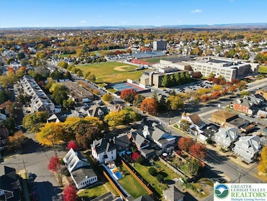 938 Linden St, Bethlehem, PA 18018 - photo 3