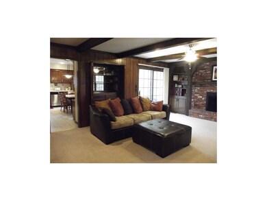 10425 Oakmont St, Lenexa, KS 66215 - photo 6